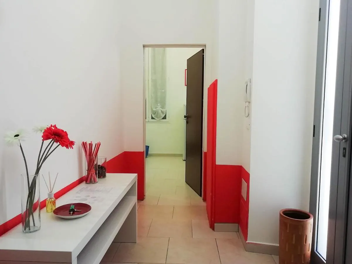 Appartamento indipendente a due passi dal centro Savona 0*,